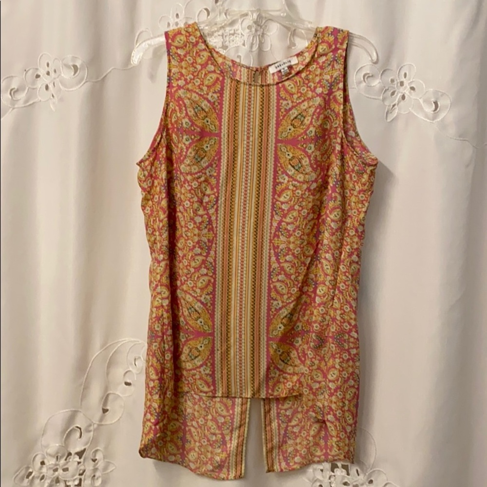 Rose & Olive women’s top